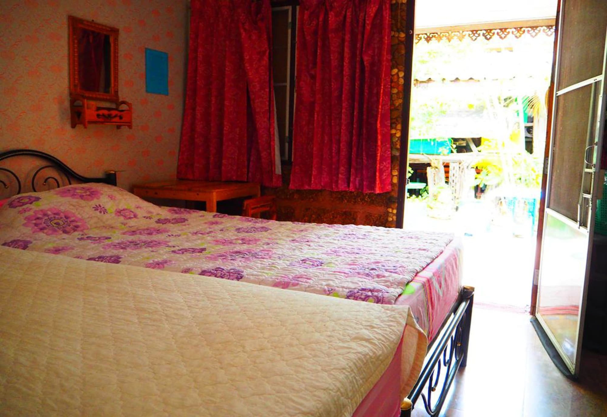 Three J Guesthouse Kamphaeng Phet Exterior photo